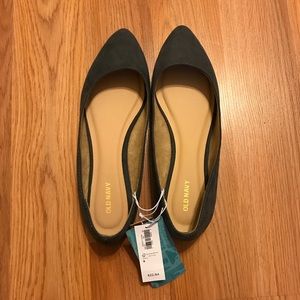 Old Navy Sueded Pointed Ballet Flats, size 9